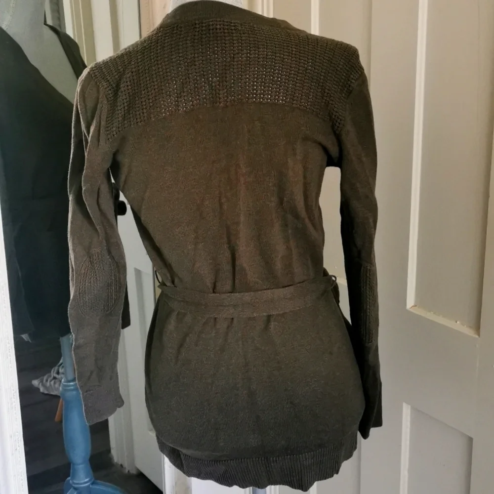 Banana Republic olive green cardigan. Size XS. EUC - Picture 3 of 5
